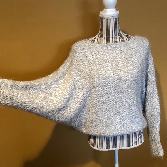 Urban Outfitters Fuzzy Sweater - Picture 4 of 5